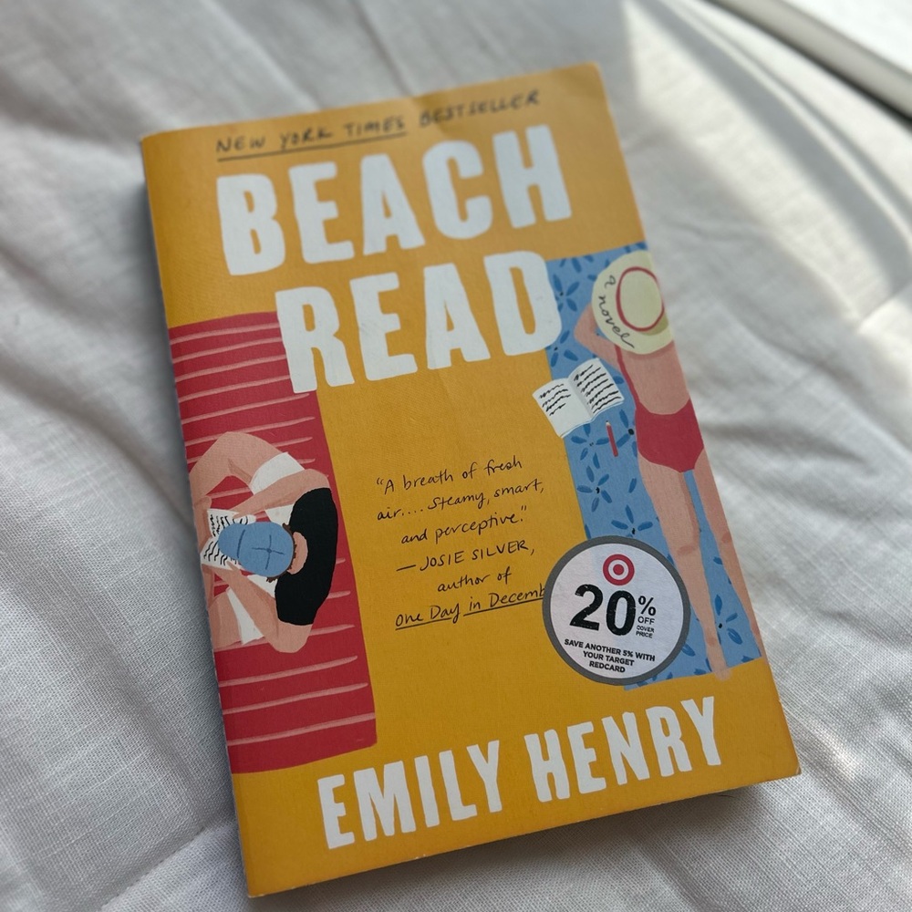 Beach Read by Emily Henry